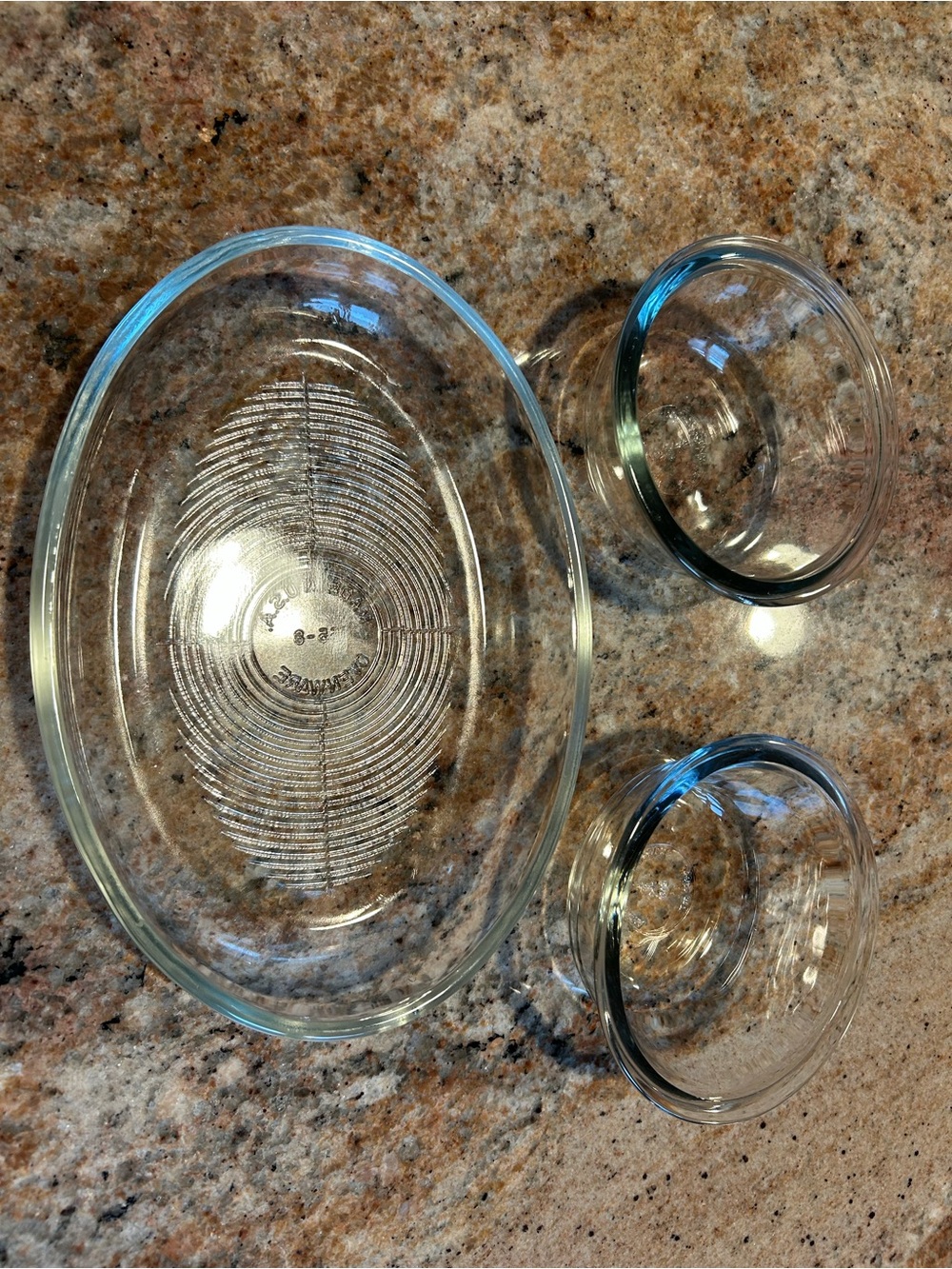 Glasbake 9”x6” 16oz Ovenware 55-7 Pressed Glass Oval Shallow Chafing Dish Insert